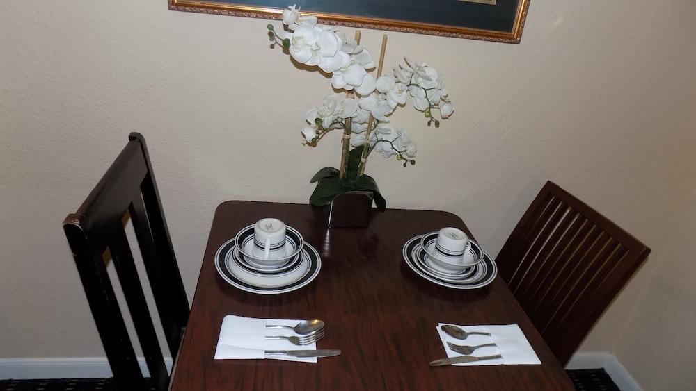Athens Hotel & Suites Houston Ngoại thất bức ảnh